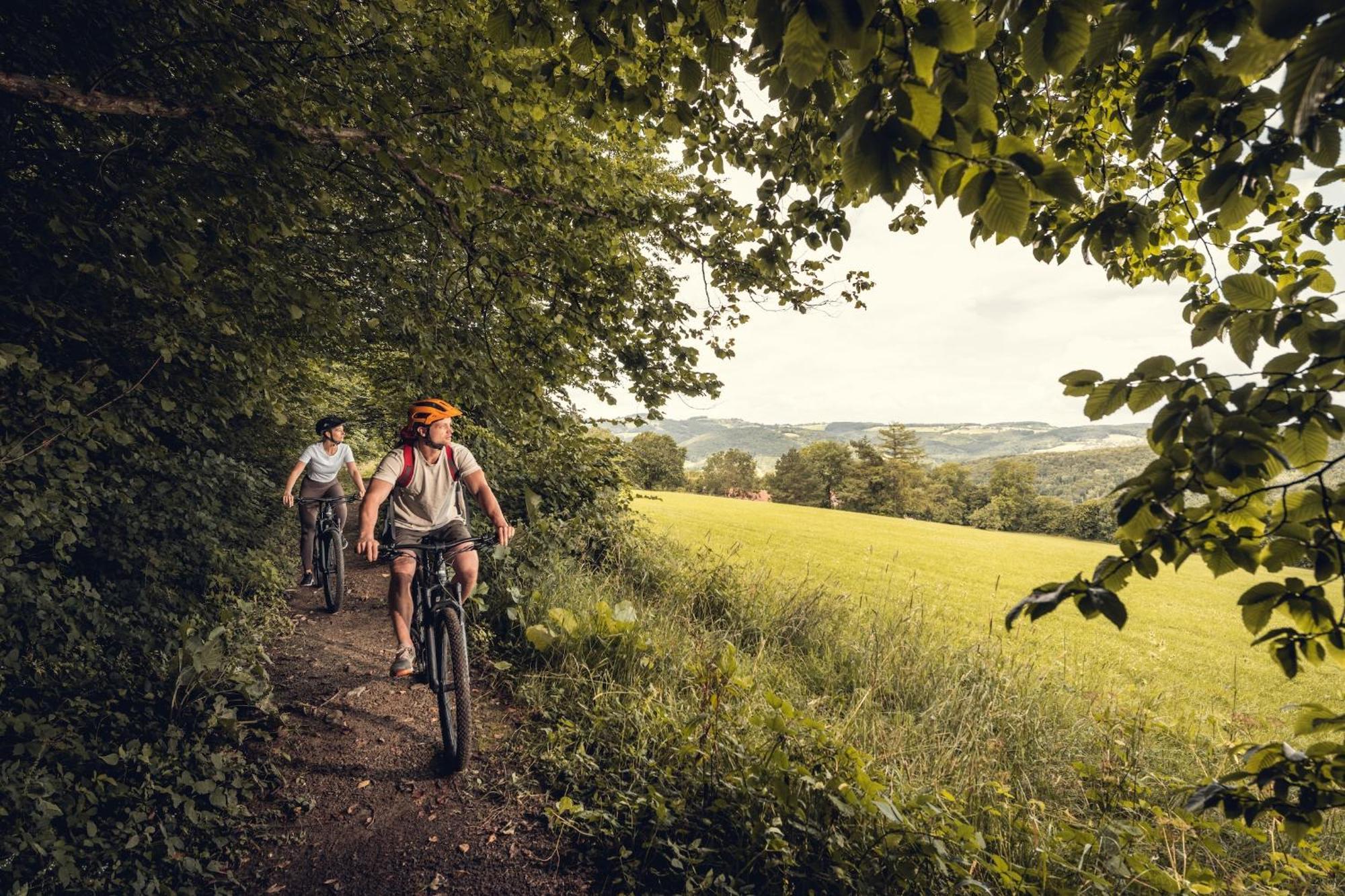 Landgasthof Zur Linde Laaben Bagian luar foto
