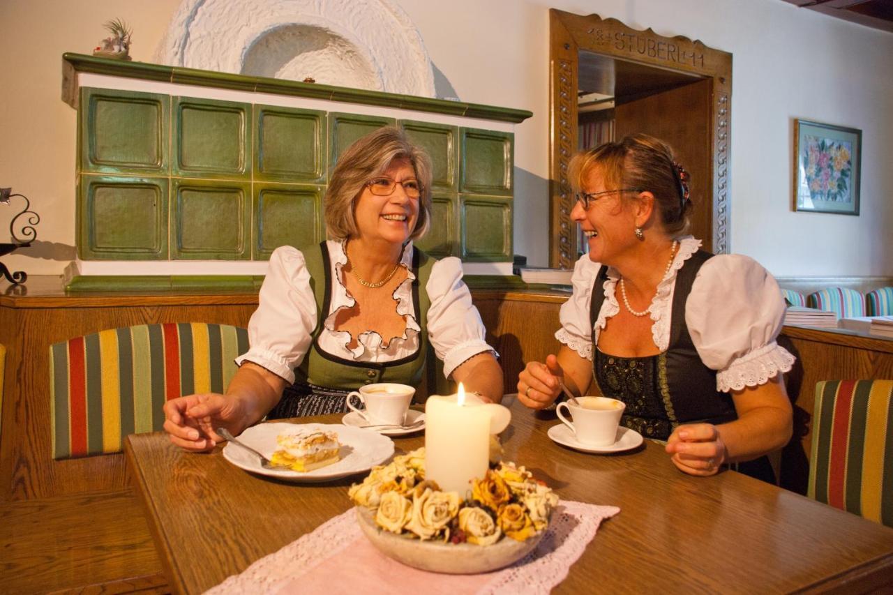 Landgasthof Zur Linde Laaben Bagian luar foto