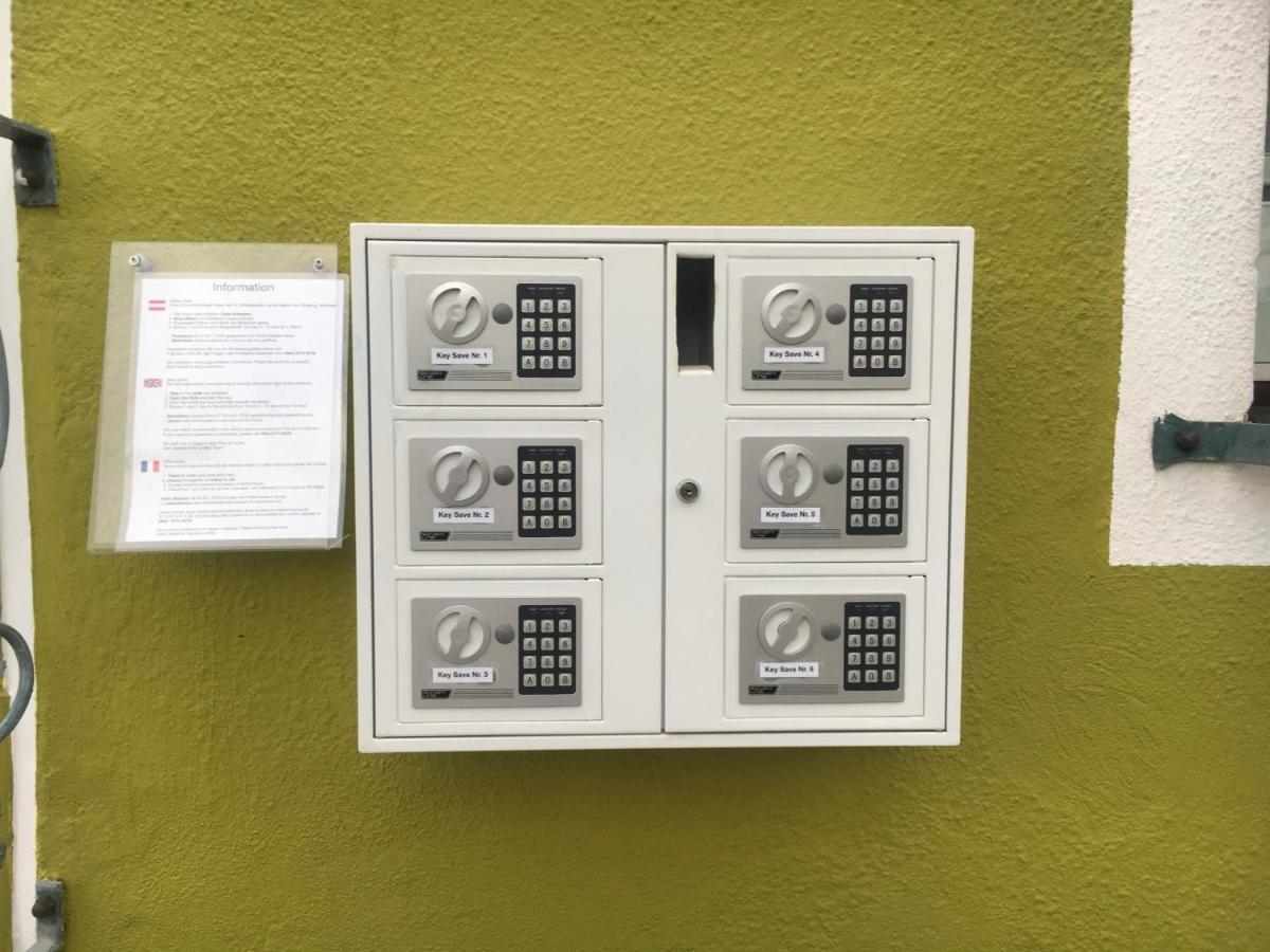 Landgasthof Zur Linde Laaben Bagian luar foto